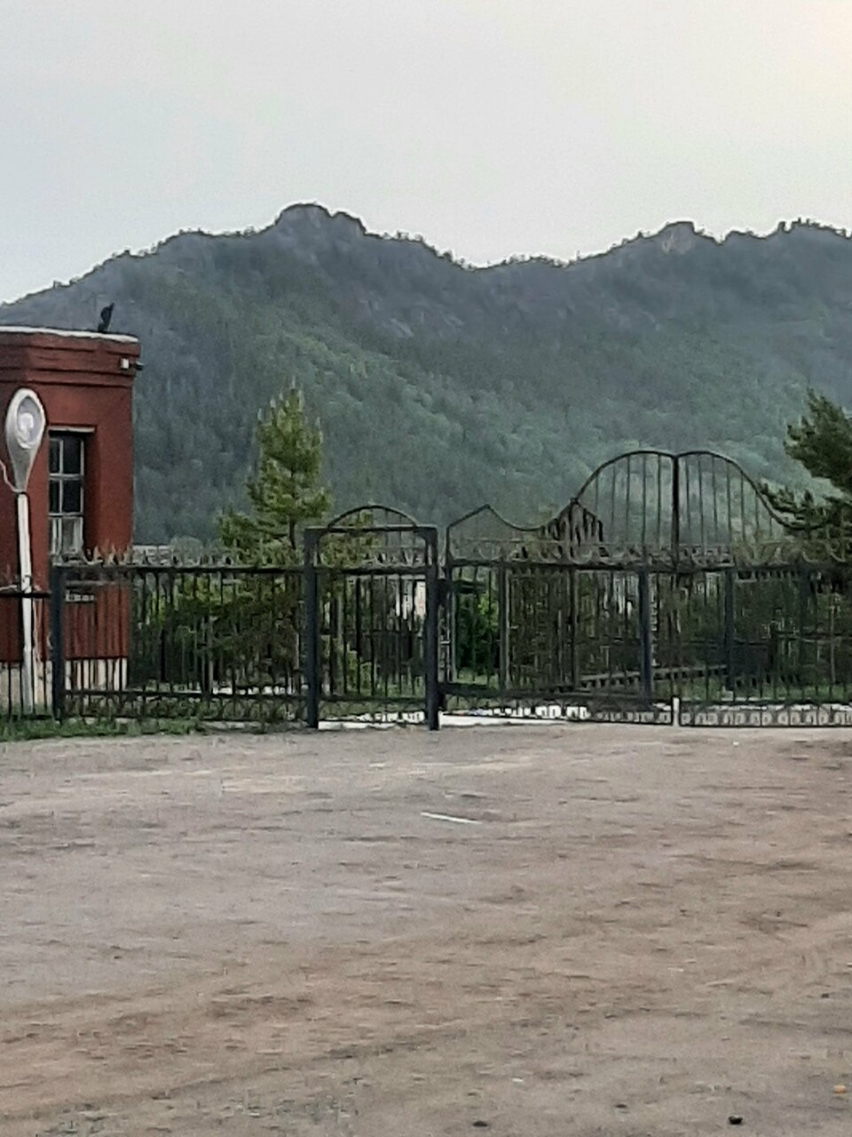 Въезд на территорию