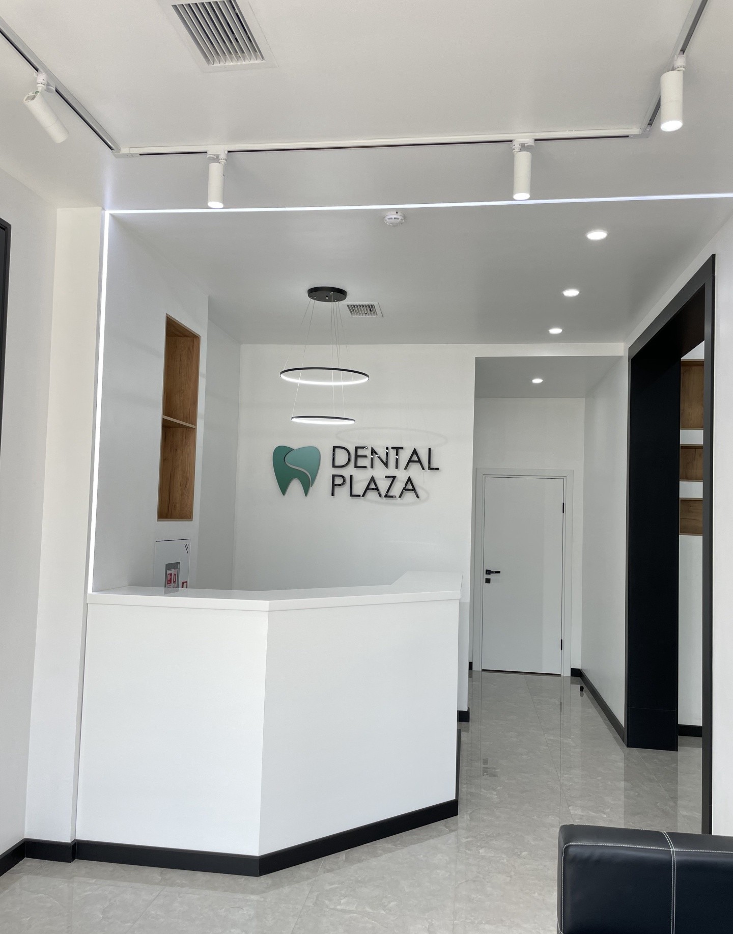Dental Plaza