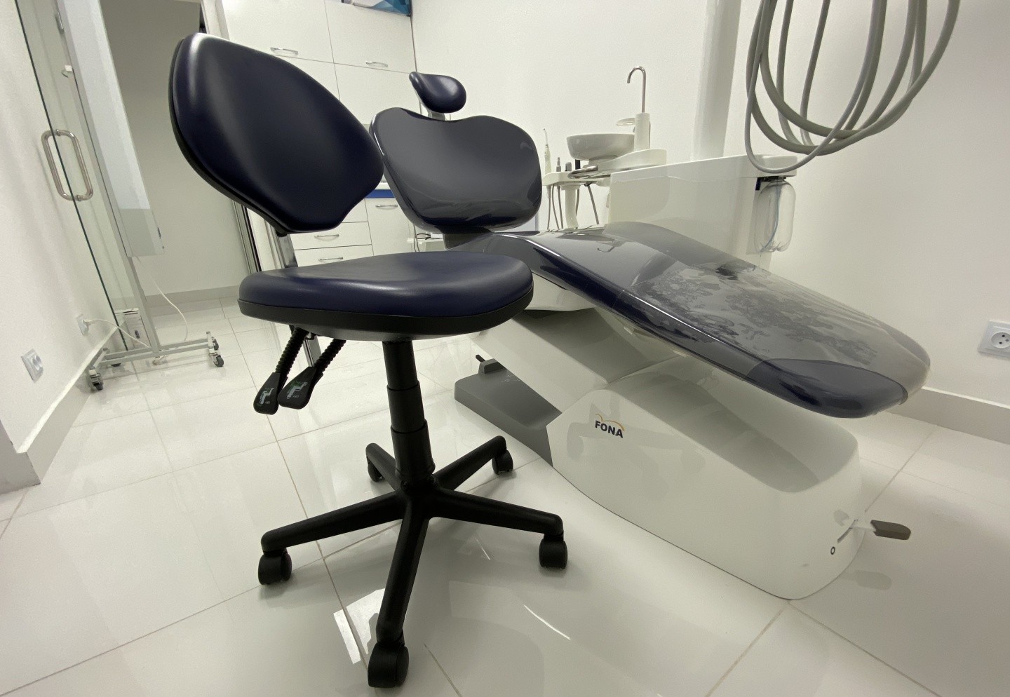 Implant Center