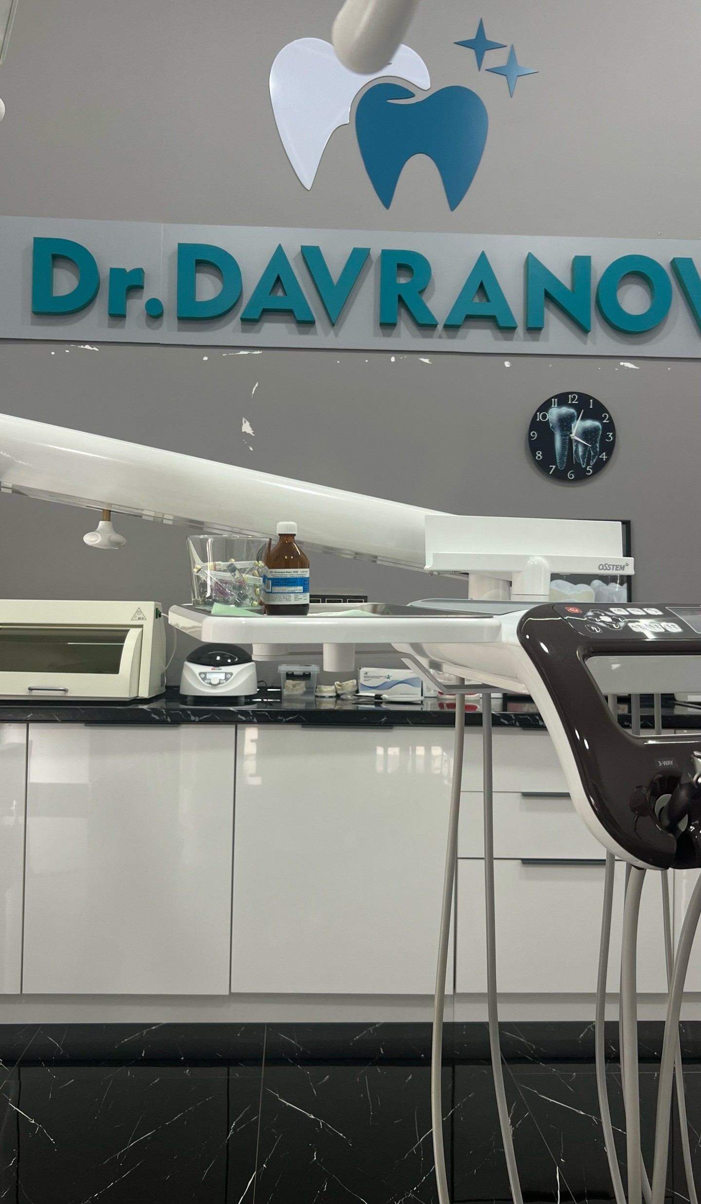 Dr. Davranov
