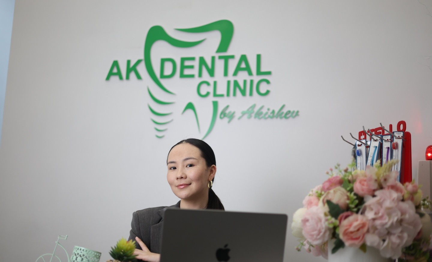AK Dental Clinic