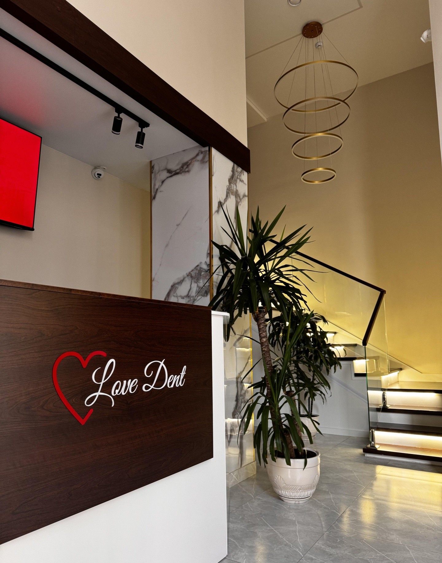 Love Dent