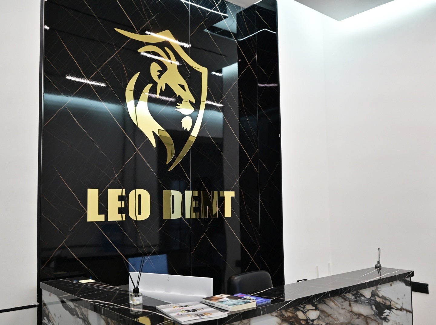 Leo Dent