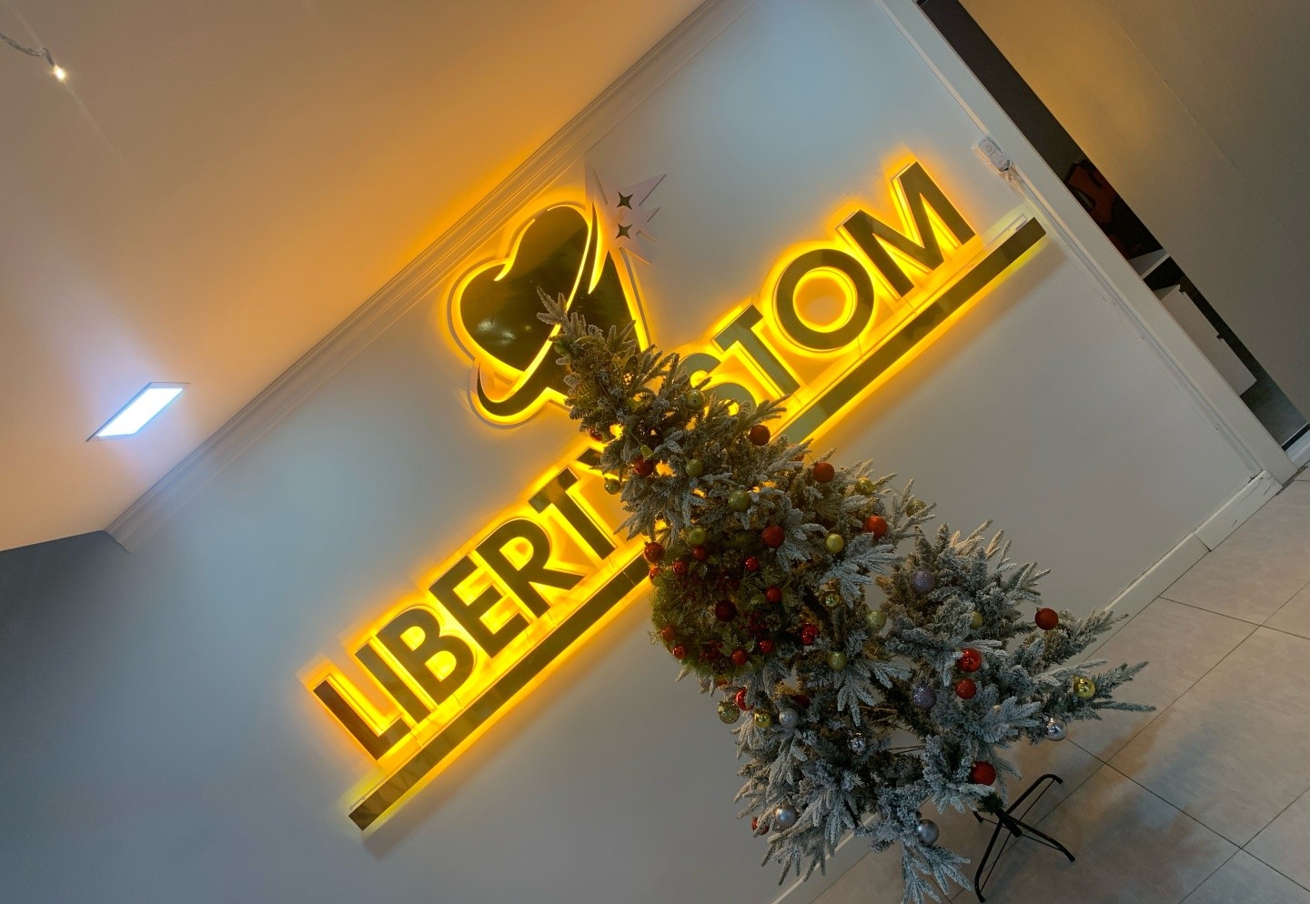 Liberty Stom