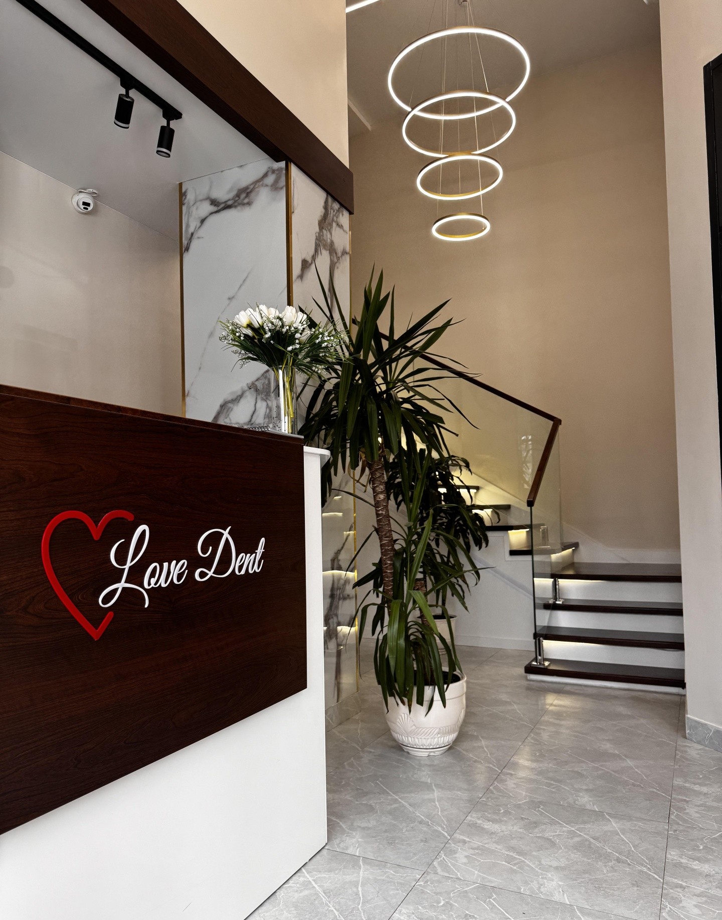 Love Dent