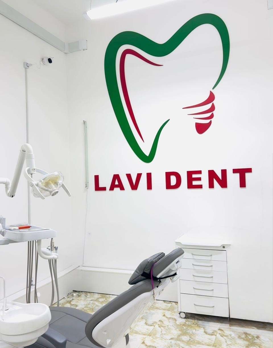 Lavi Dent