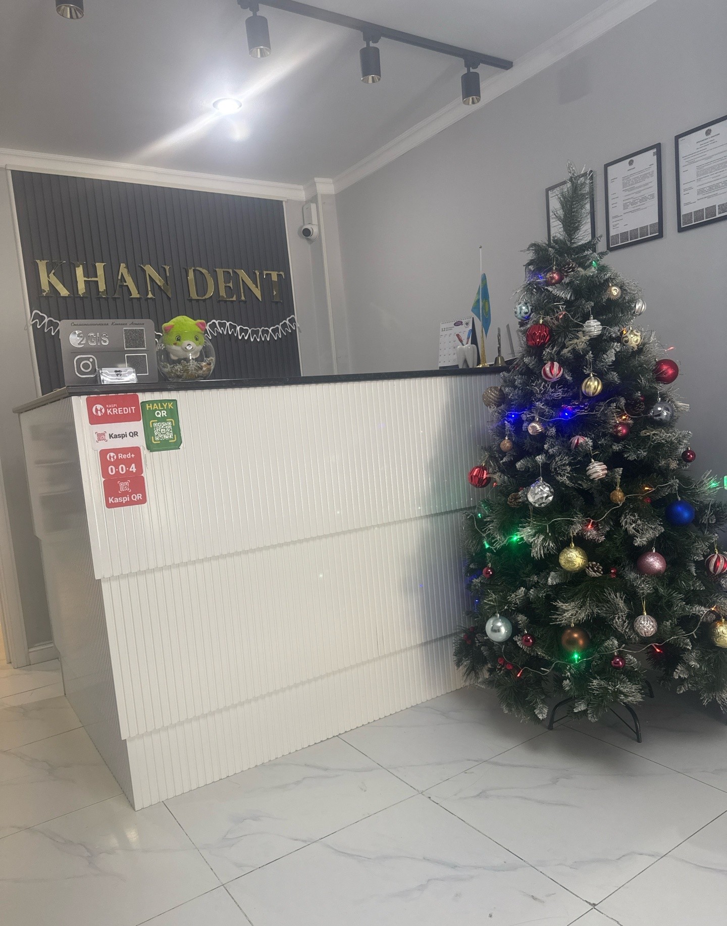 Khan Dent
