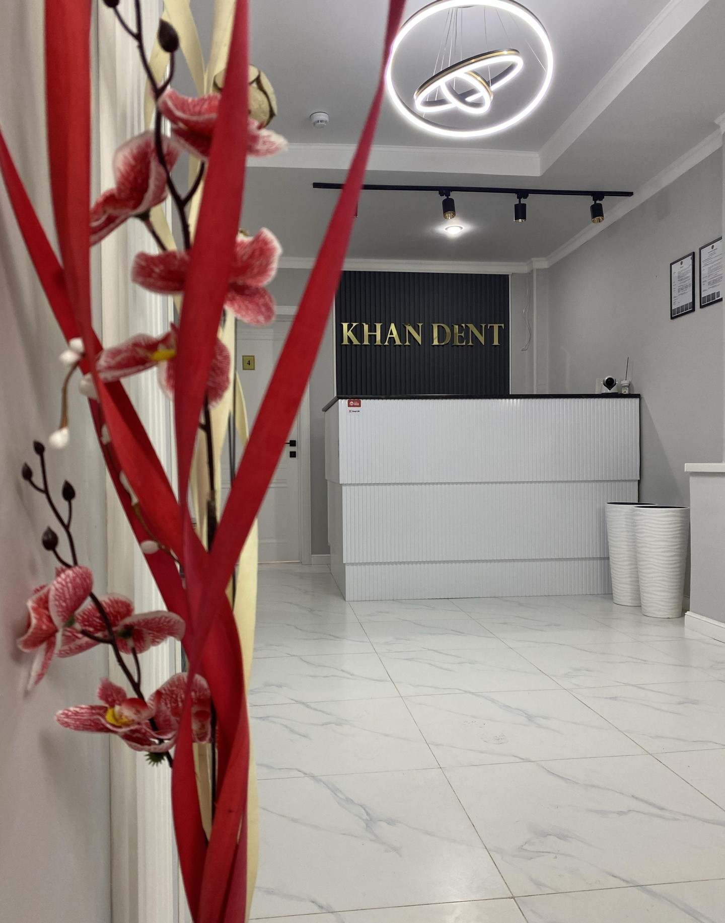 Khan Dent