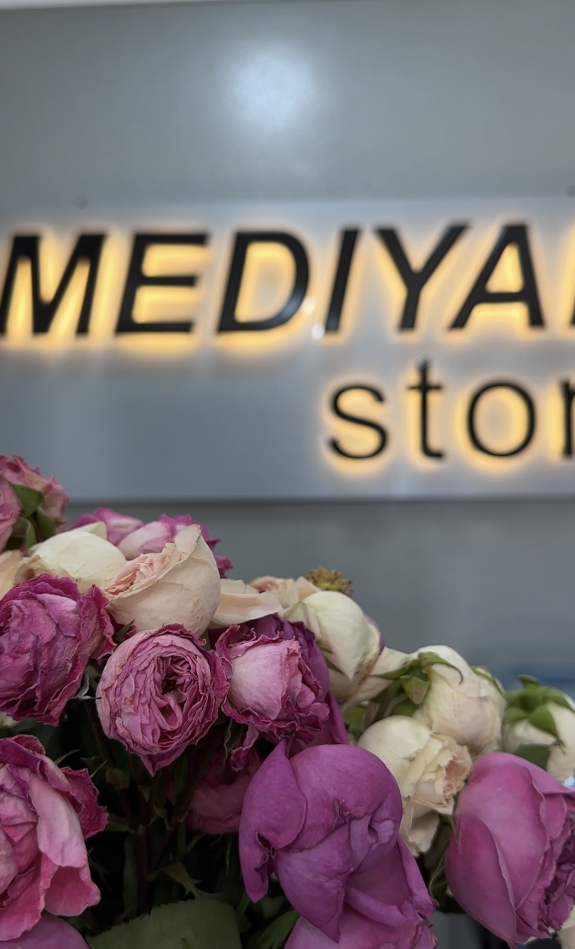 Mediyar Stom